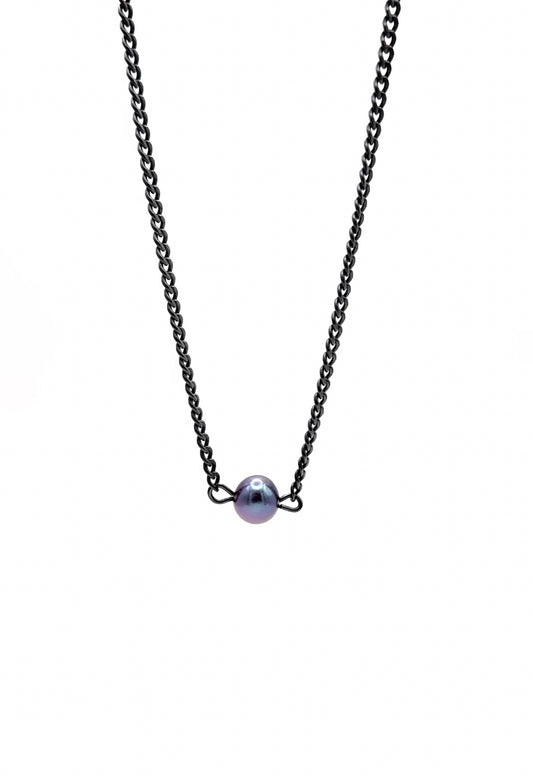 17mm Aubergine Tahitian Pearl on Oxidized Silver Curb Link Chain