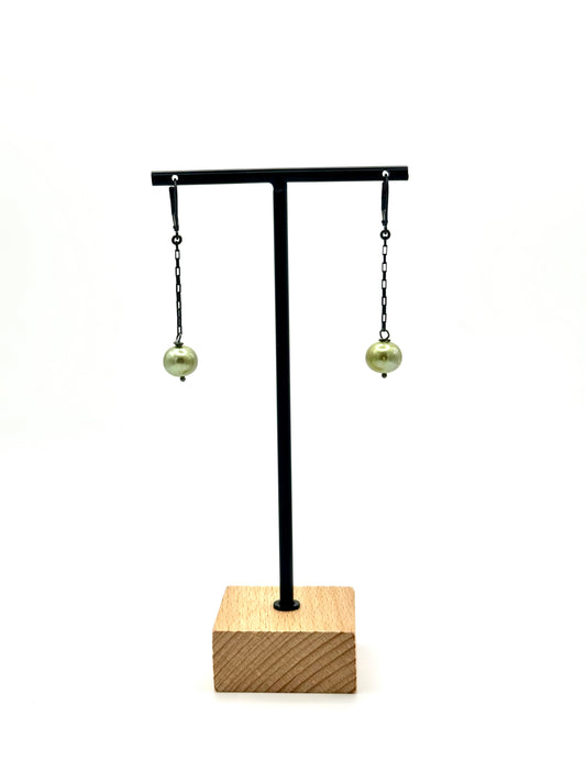 Light Green Freshwater Pearl Dangle Earring
