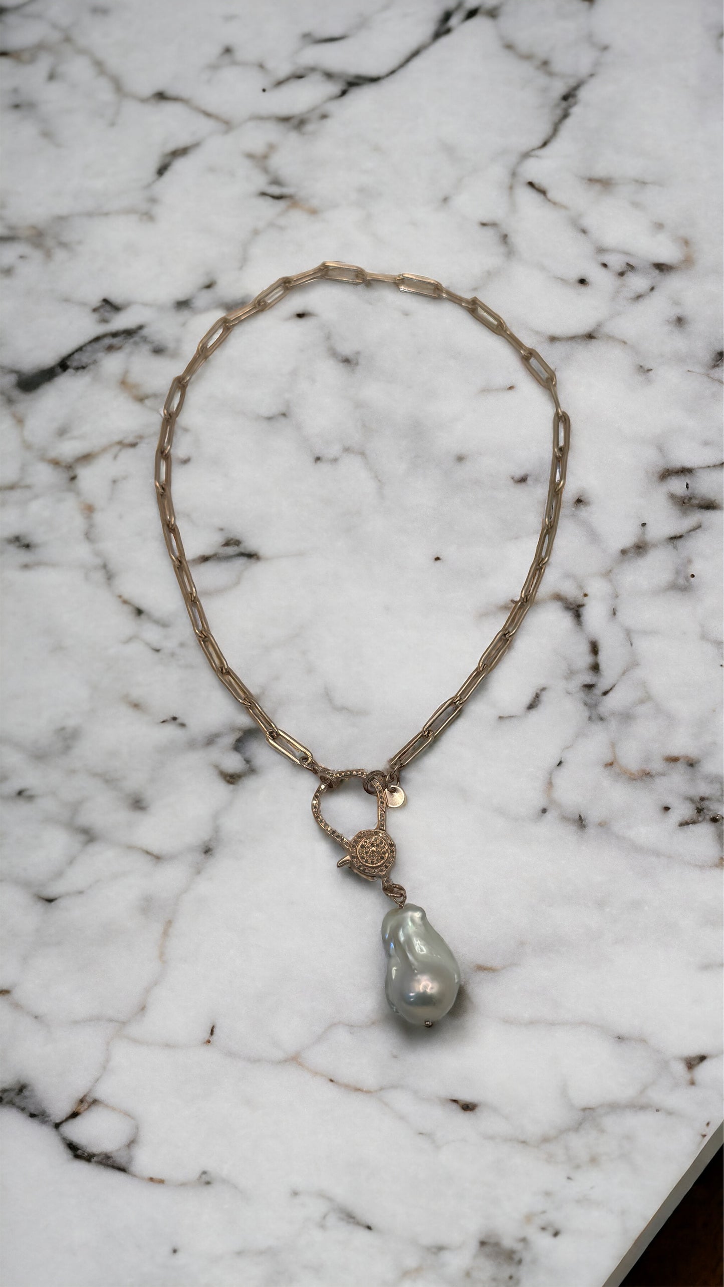 29x19mm Baroque White Freshwater Pearl With Rose Gold Diamond Clasp Necklace