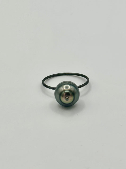 10mm Circle Tahitian Pearl Ring