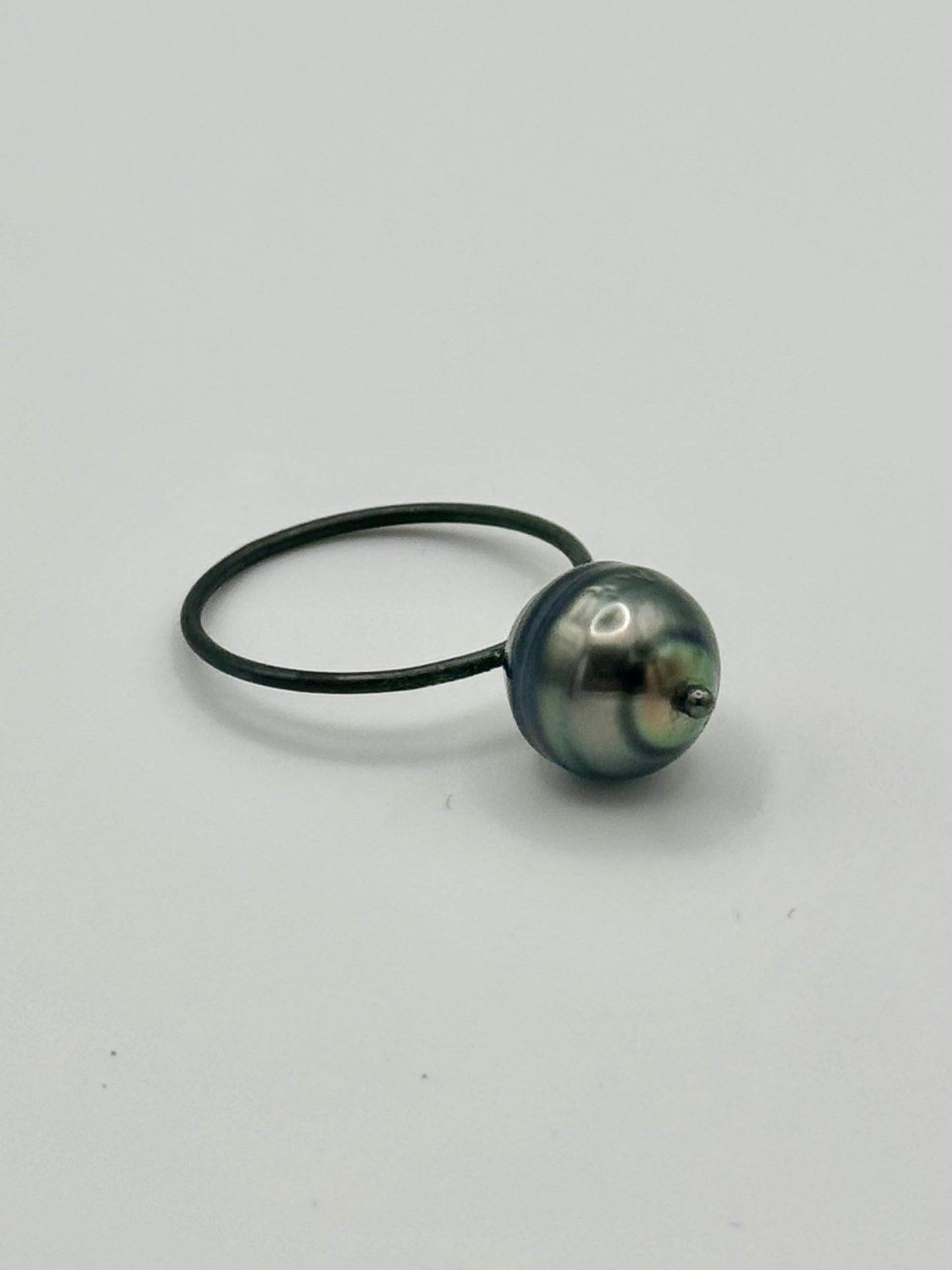 10mm Circle Tahitian Pearl Ring