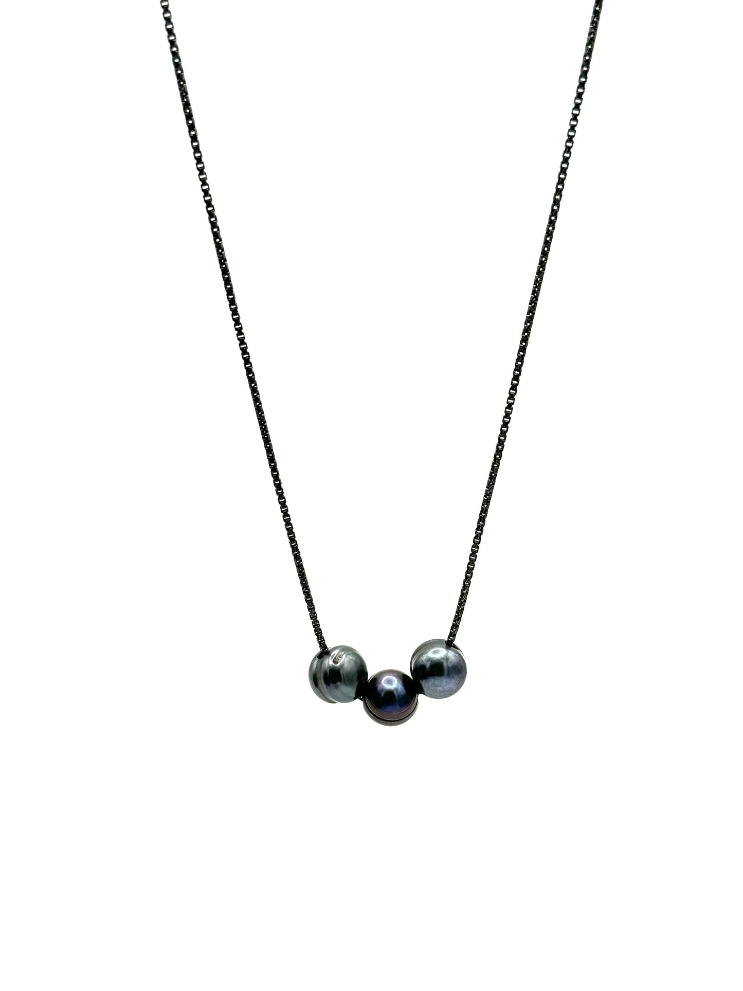 10mm Peacock Freshwater Pearls on Oxidized Silver Necklace