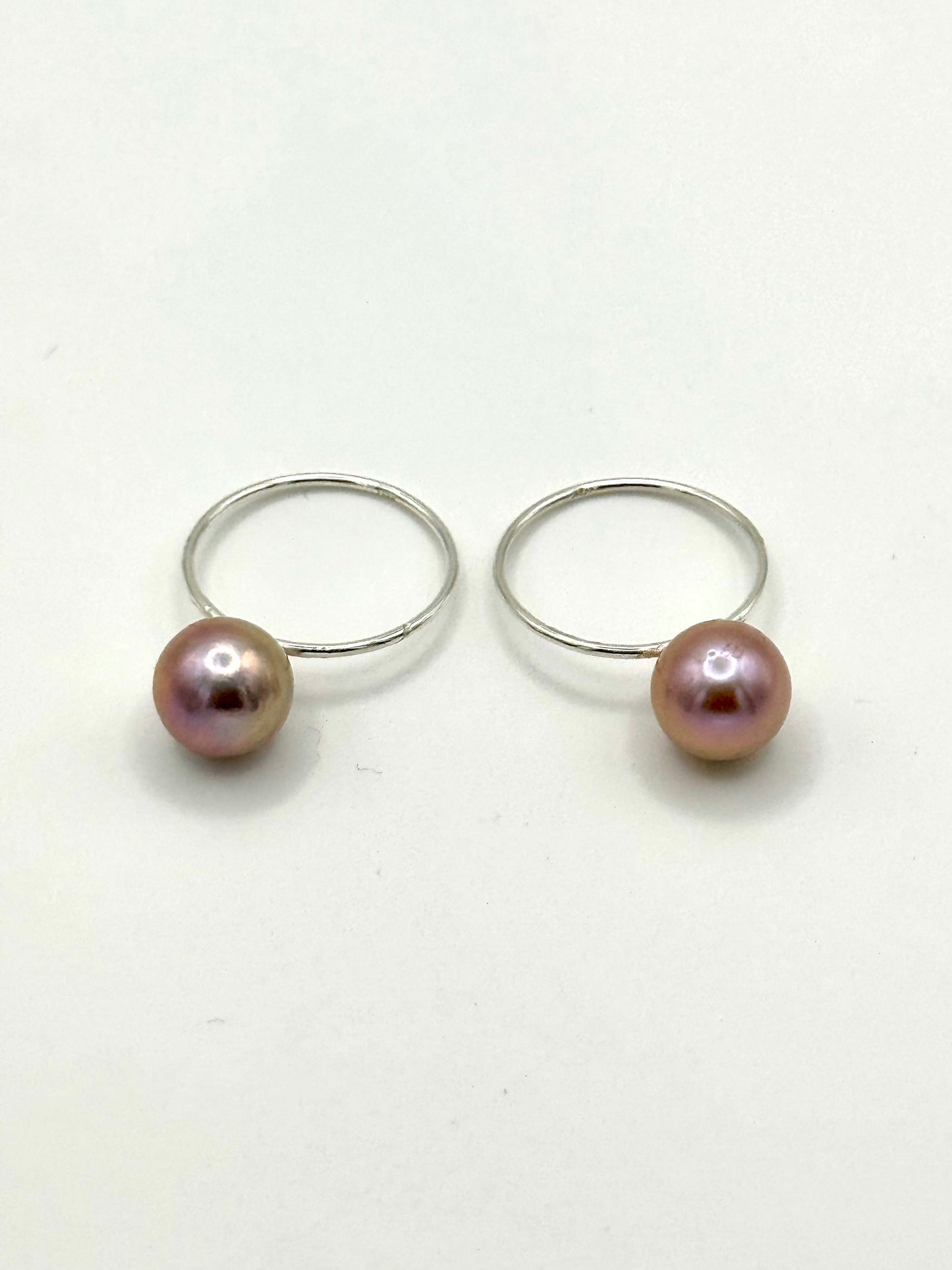 10mm Metallic Pink Edison Pearl Ring