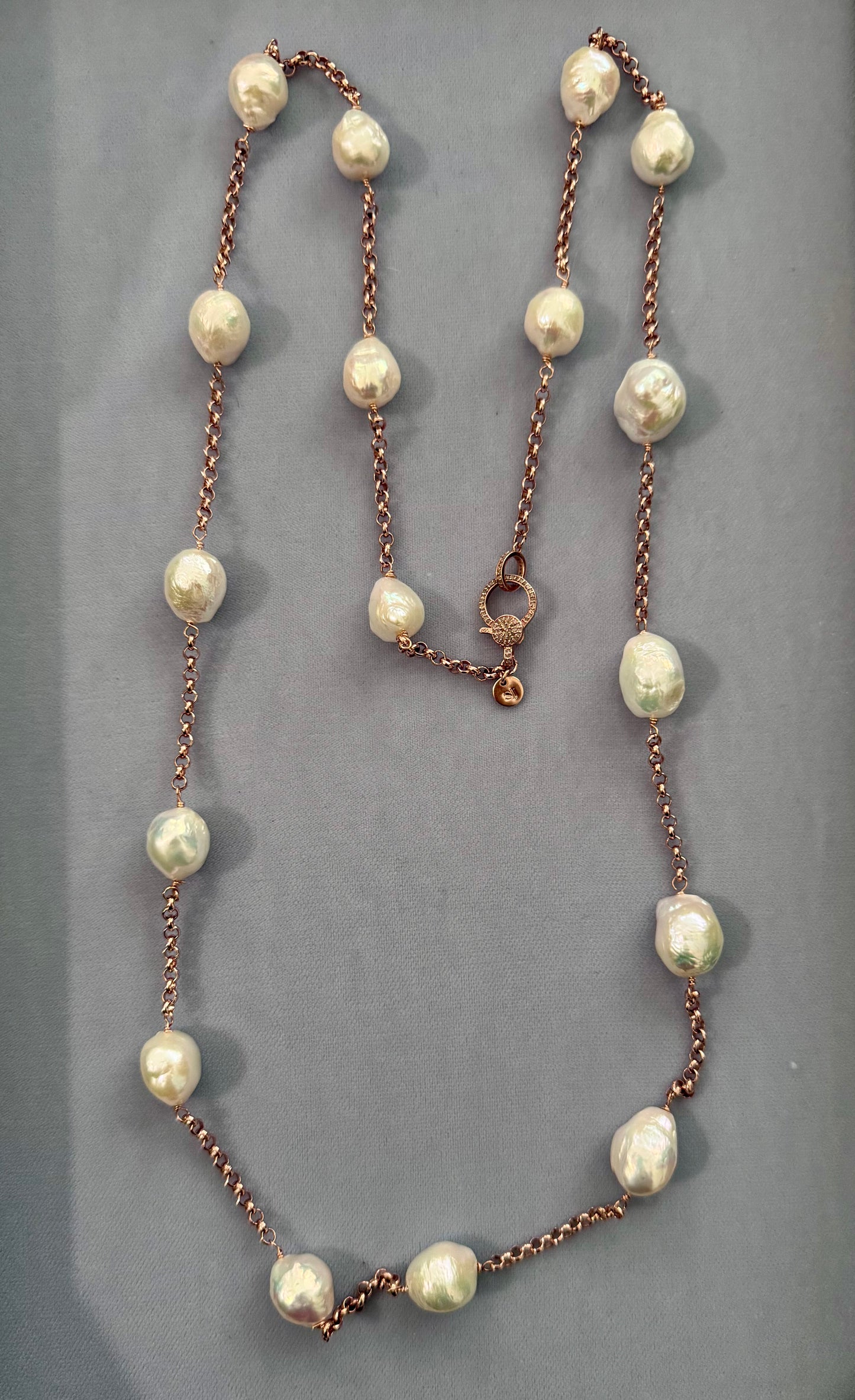 Aurora Grace – White Baroque Edison Pearl Rose Gold Station Necklace