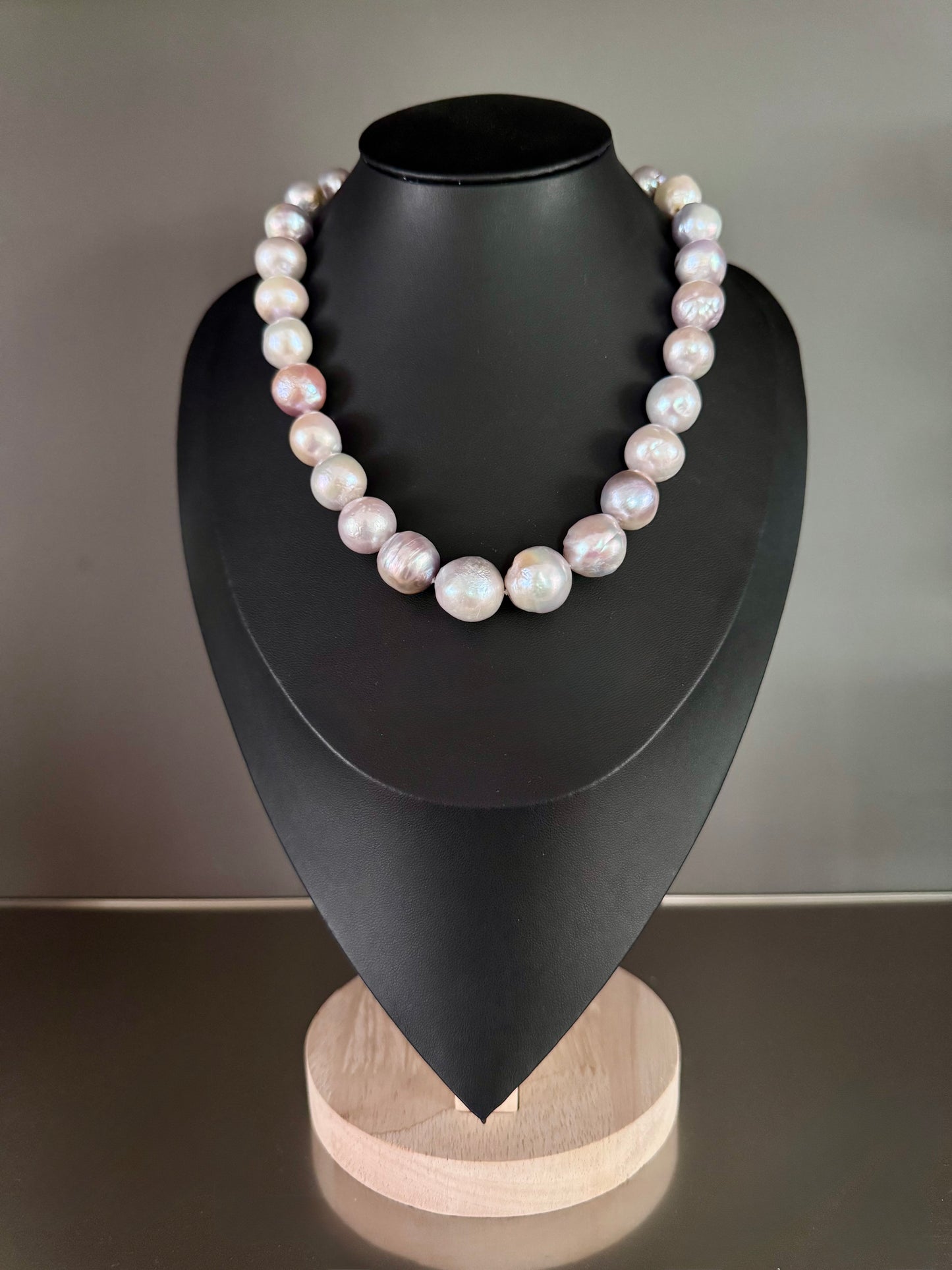Luna Depths – Silver Blue Edison Pearl Necklace with Pavé Diamond Clasp
