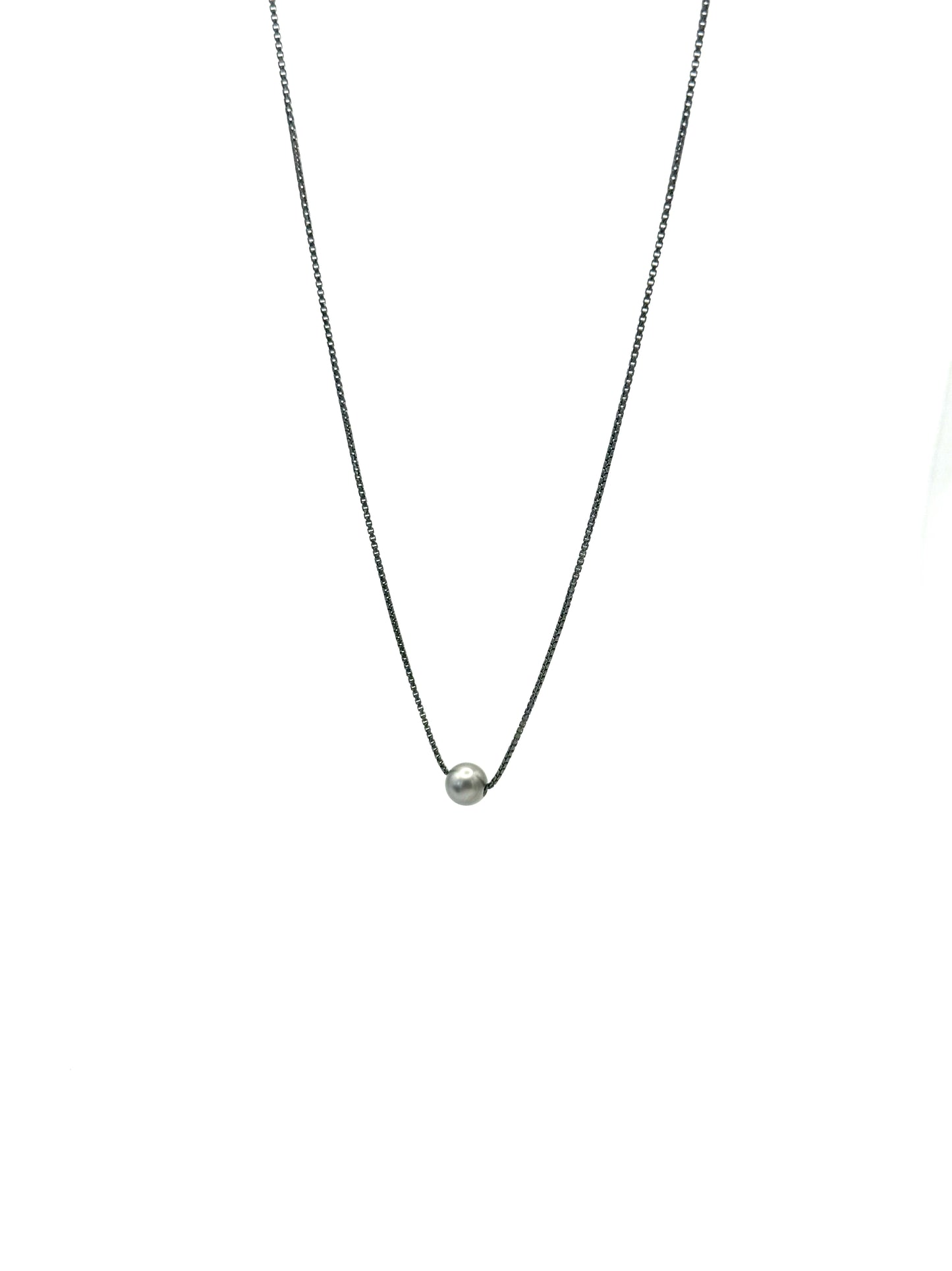 10.8mm Grey Tahitian Pearl on Black Rhodium Chain