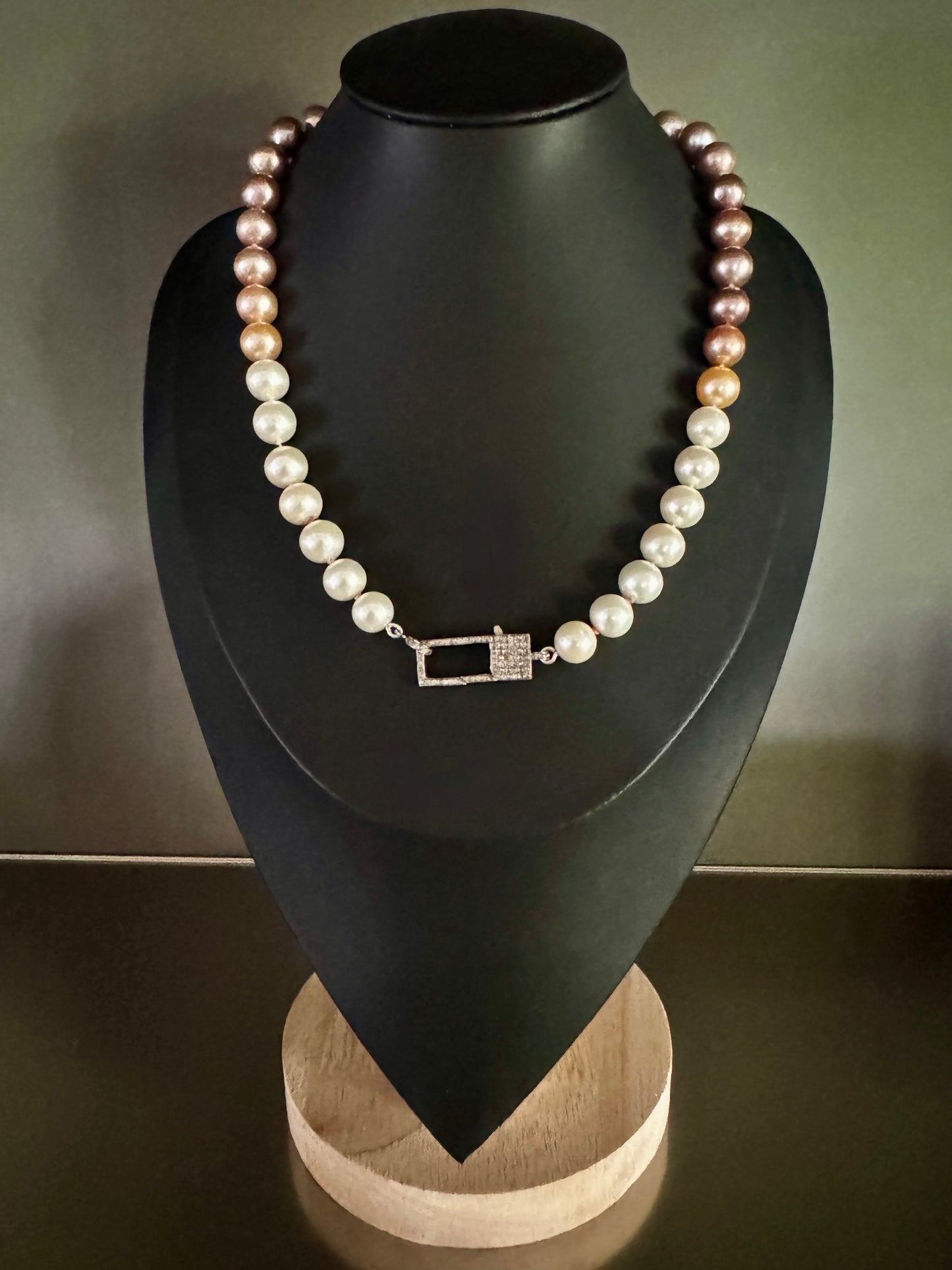 Solstice – Ombre Edison Pearl Necklace with Pavé Diamond Oxidized Silver Clasp