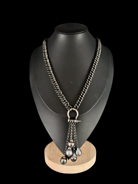 Obsidian Tides – Baroque Freshwater Pearl Dangle Necklace