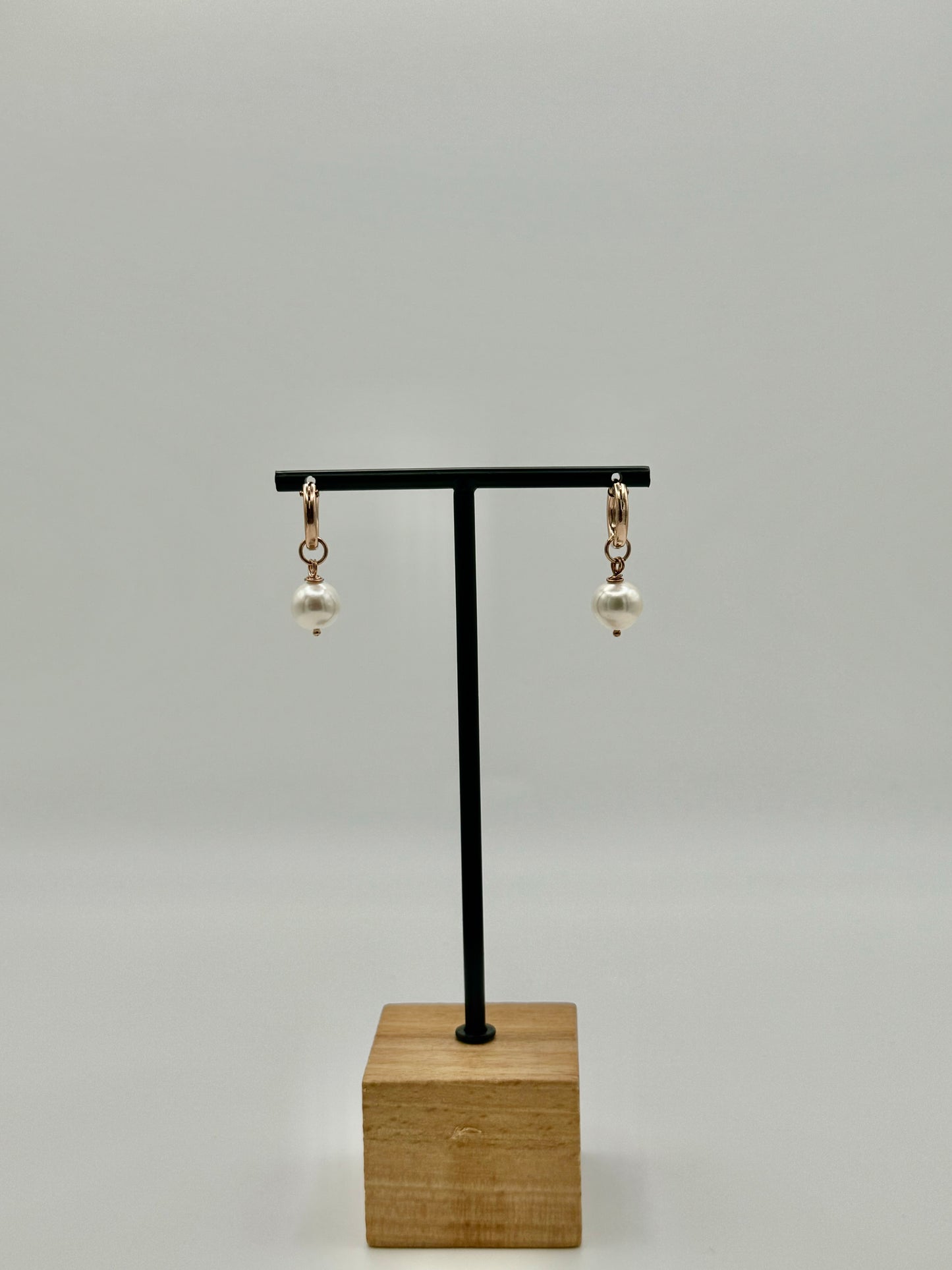 9mm White Edison Pearl Rose Gold Hoop Earrings