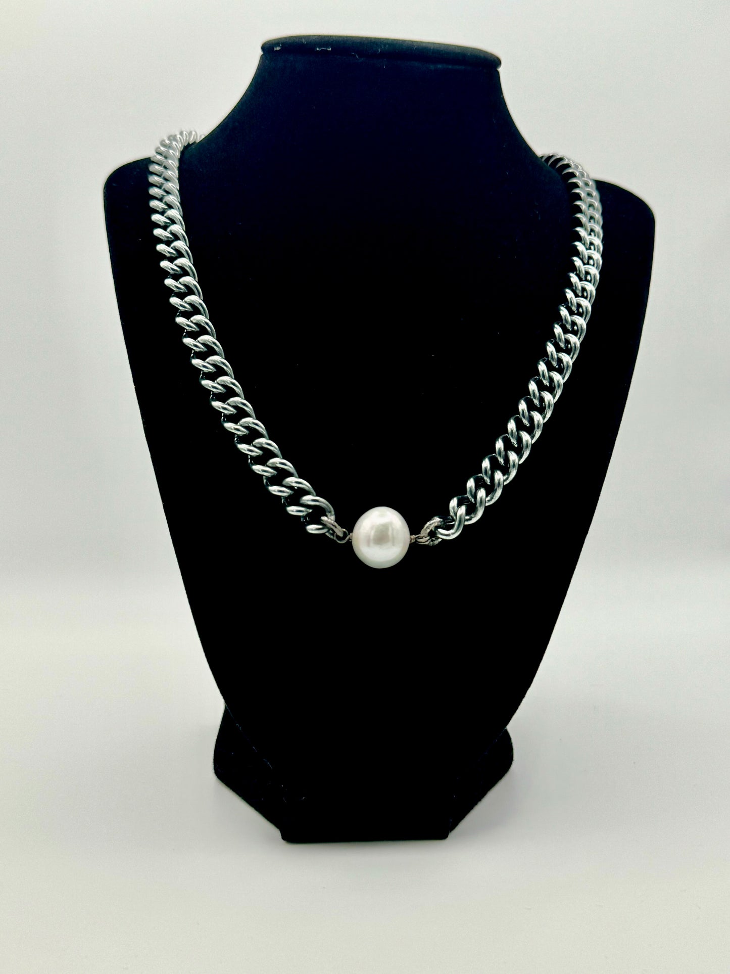 White Edison Curb Link Chain Necklace