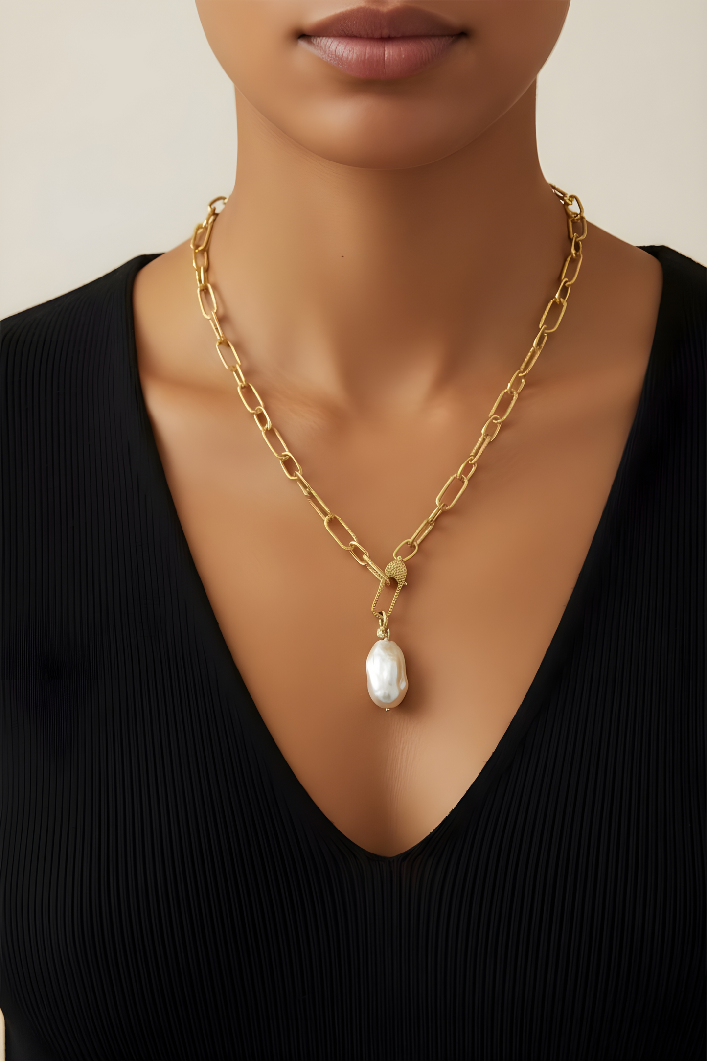Aurora Link – White Baroque Pearl Necklace with Gold Vermeil Paperclip Chain & Pavé Diamond Clasp