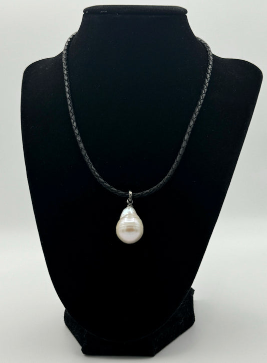 White Baroque Freshwater Pearl Black Cowhide Leather Necklace