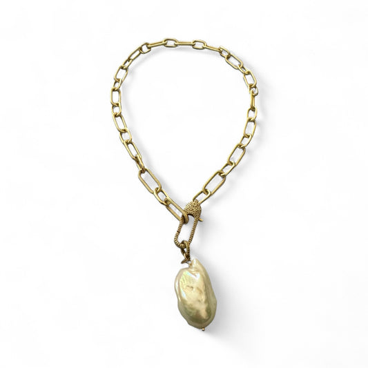 Aurora Link – White Baroque Pearl Necklace with Gold Vermeil Paperclip Chain & Pavé Diamond Clasp