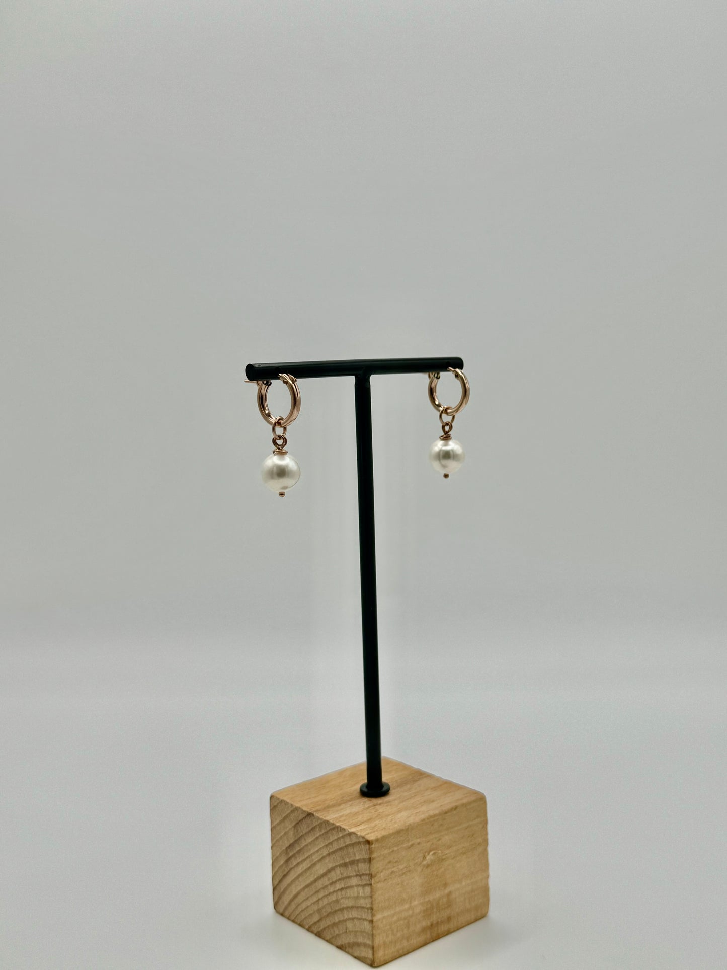 9mm White Edison Pearl Rose Gold Hoop Earrings