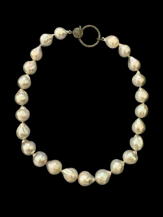 Mistform – Light Grey Wrinkle Edison Pearl Necklace with Pavé Diamond Oxidized Silver Clasp