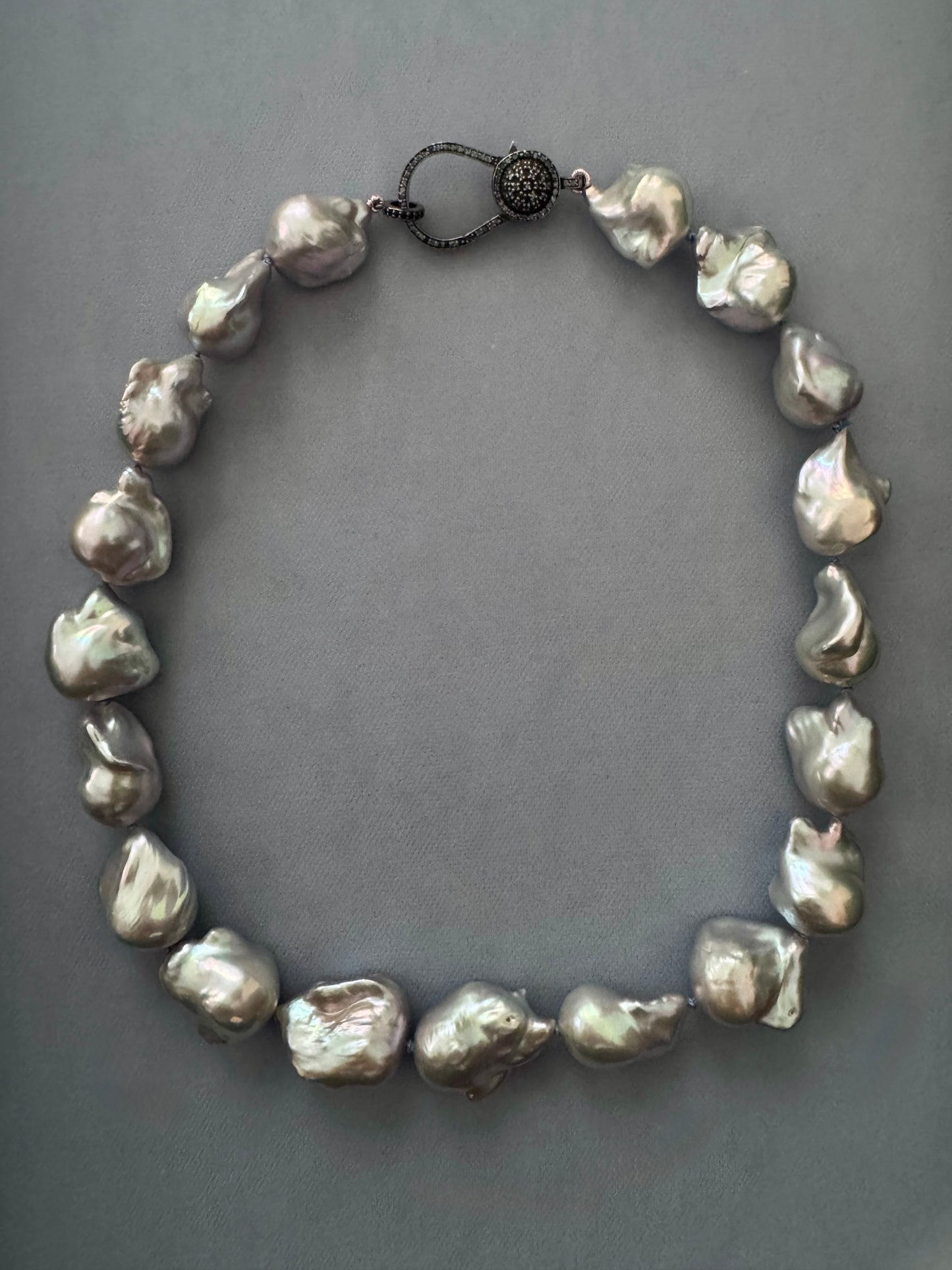Silver Tempest – Baroque Pearl & Sapphire Clasp Necklace