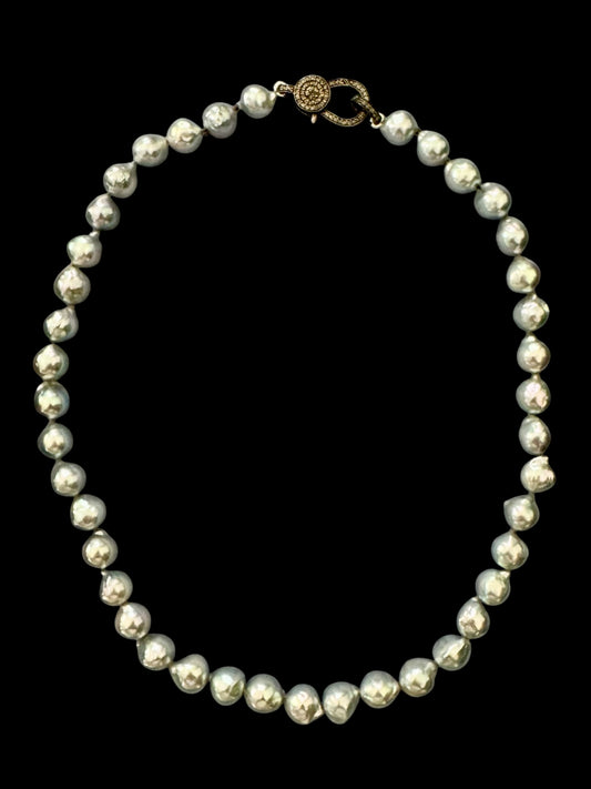 Ocean Noir – Blue Akoya Pearl Necklace with Oxidized Silver Pavé Diamond Clasp