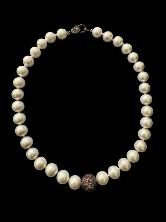 Nova – White Edison Pearl Necklace with Pavé Tourmaline Accent and Oxidized Silver Pavé Diamond Clasp