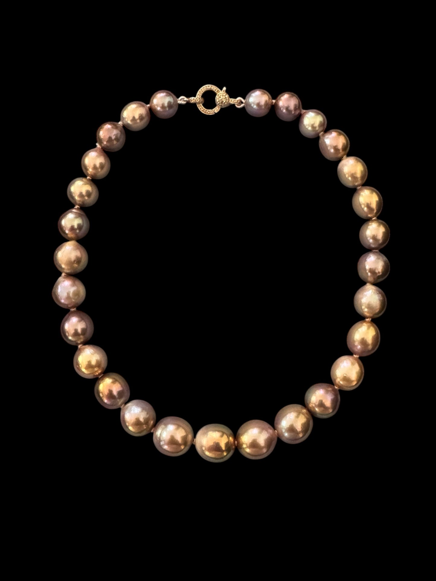 Solar Blush – Metallic Golden Pink Edison Pearl Necklace with Rose Gold Pavé Diamond Clasp